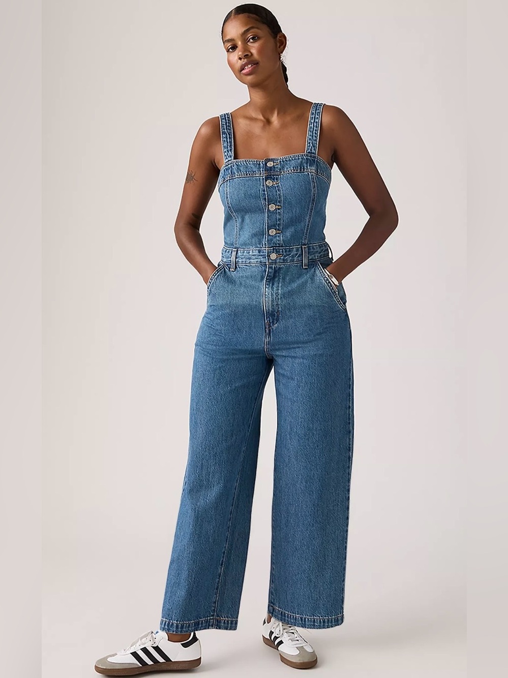 Levi's Denim Jumpsuit Wide Leg Button Front Medium Wash NWT Small.
